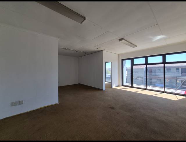 59M² OFFICE TO LET IN MELVILLE
